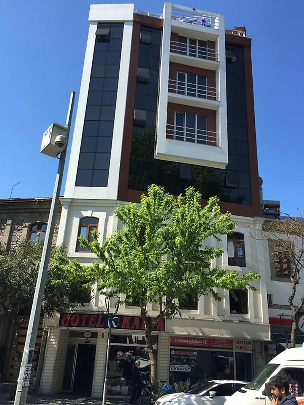 Kalfa Hotel