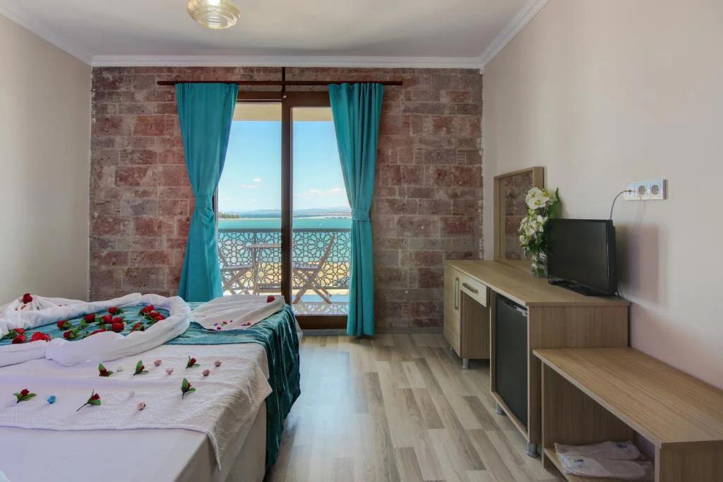 Cunda Bal Konak Otel
