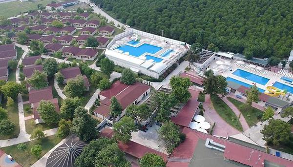 Rizom Tatil Köyü
