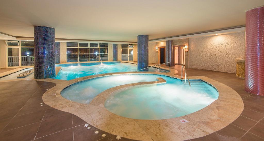 Starlight Resort Hotel
