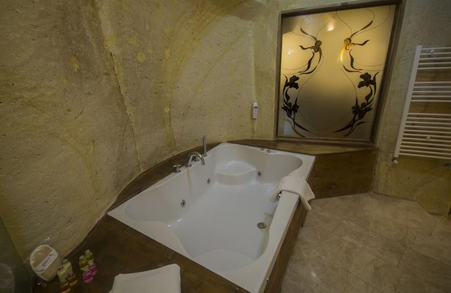 Fresco Cave Suites & Mansions