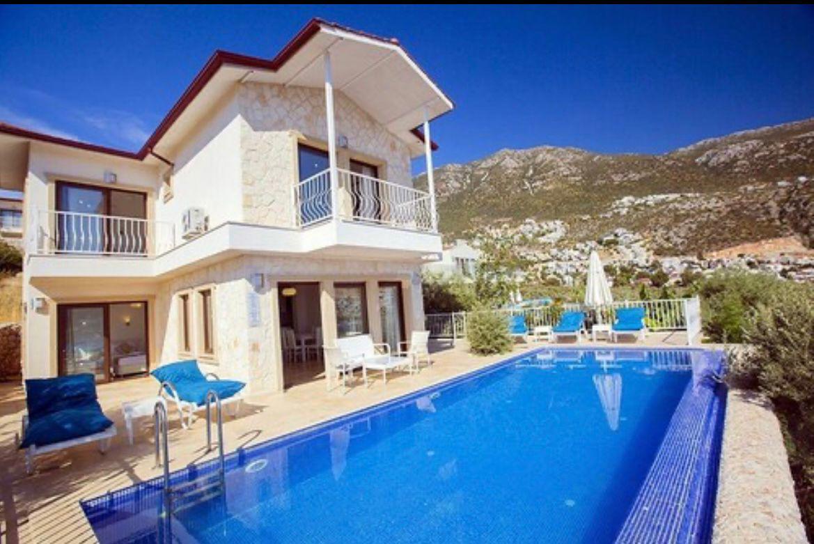 Villa Iris