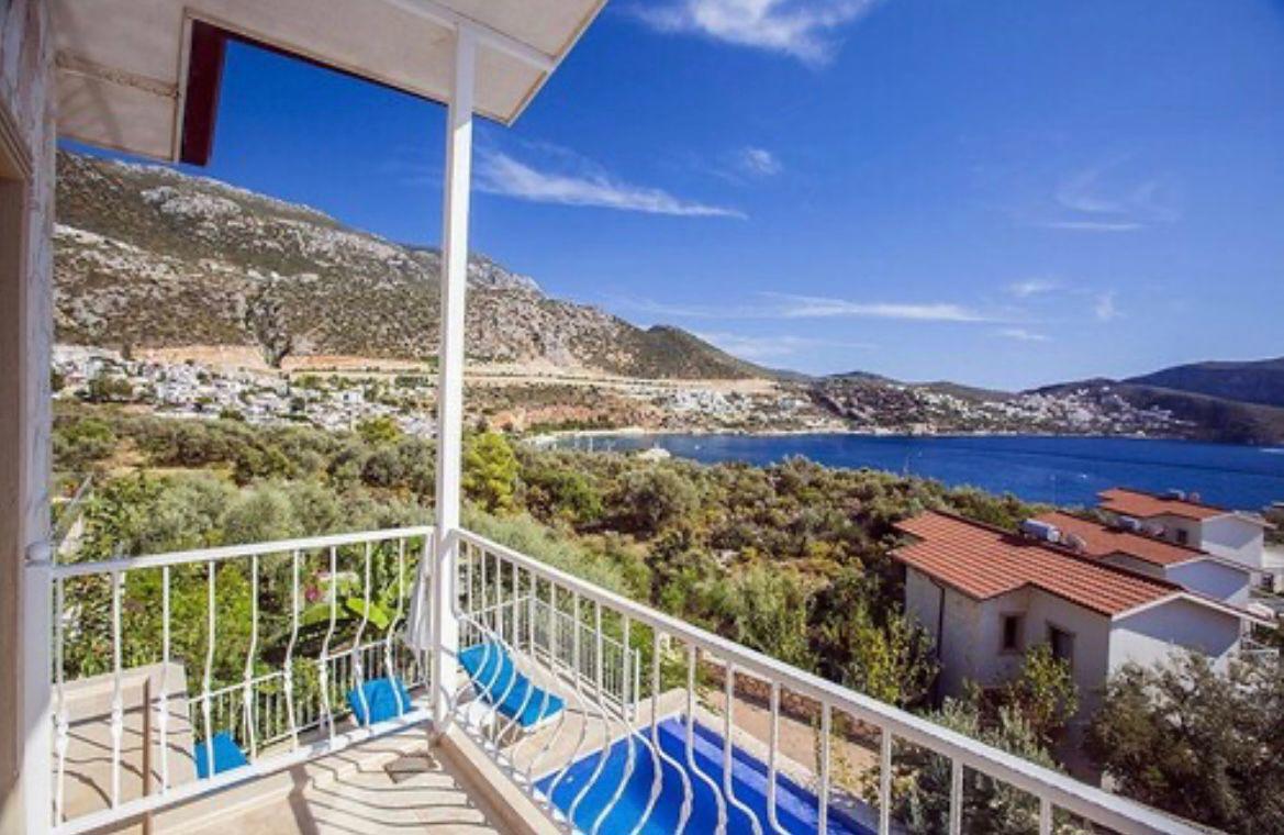 Villa Iris