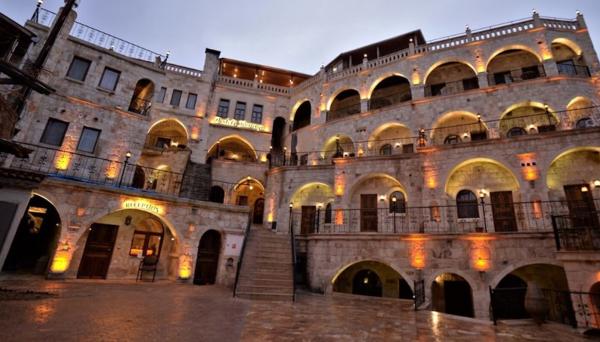 Dedeli Konak Cave Hotel