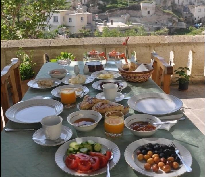 Aravan Evi