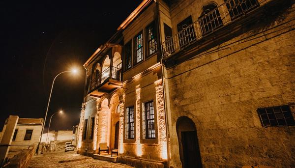 Üç Güzeller Konağı