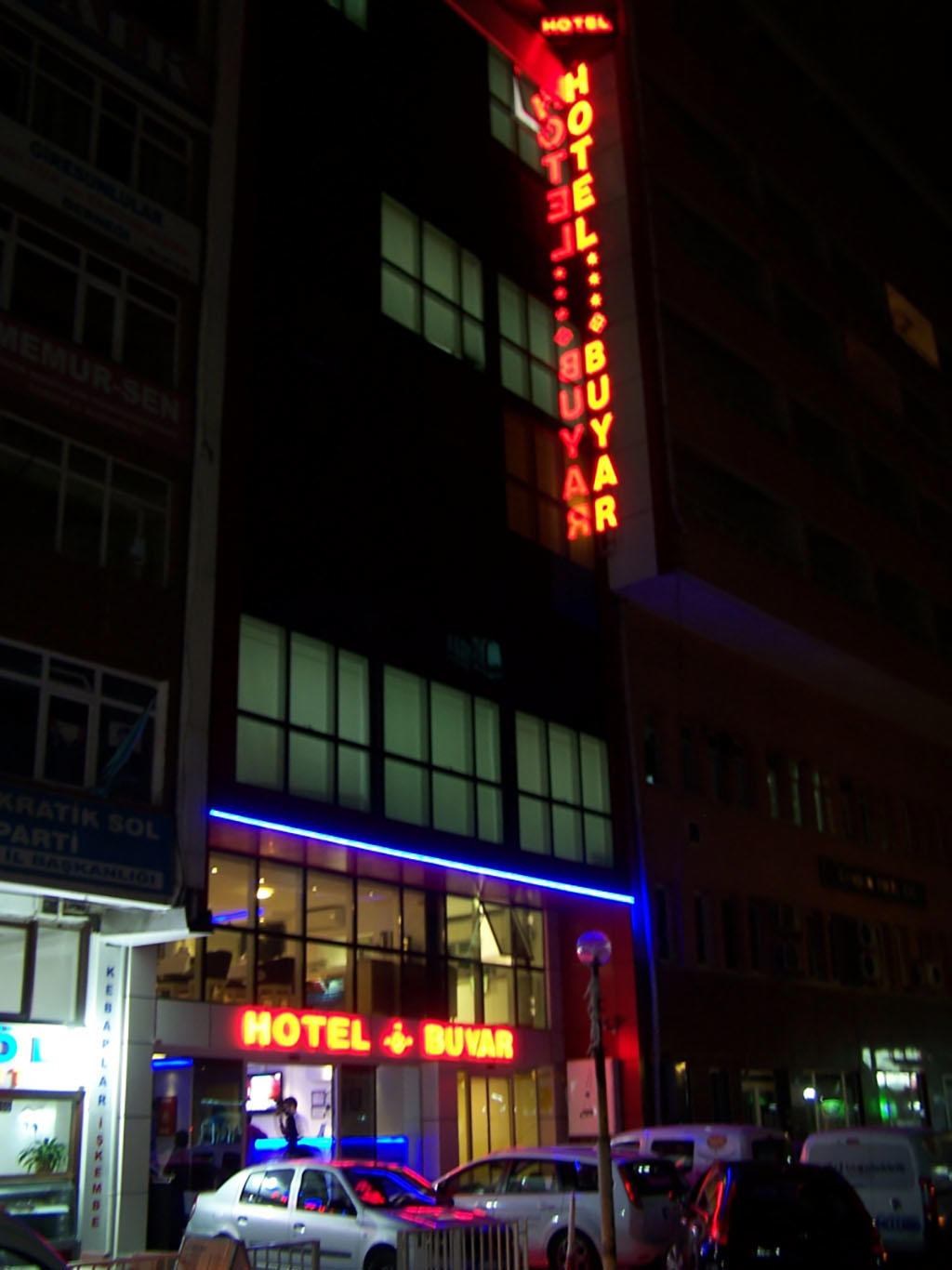 Hotel Buyar