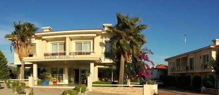Kamer Suites & Hotel