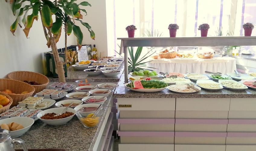 Kamer Suites & Hotel