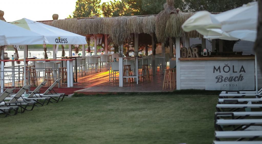 Mola Glamping