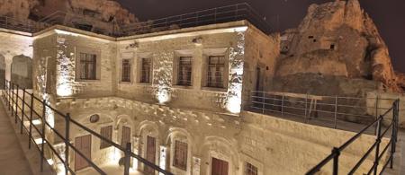 Taru Cave Suites