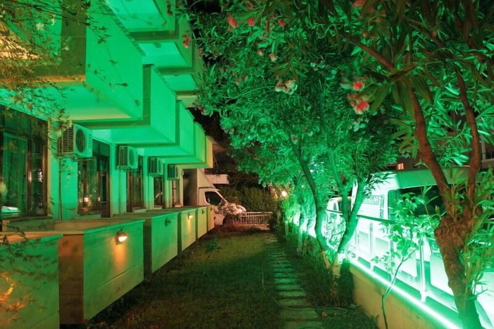 Otel La Mer Akcay