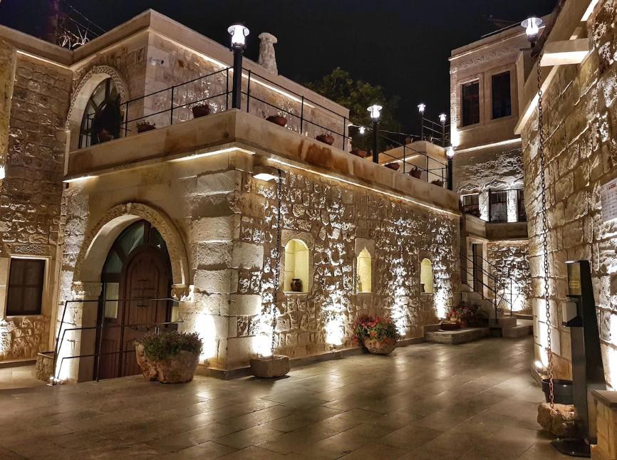 Elysion Cave Suites