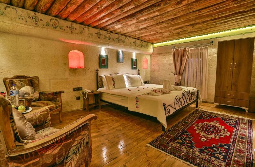 Casia Cave Suites