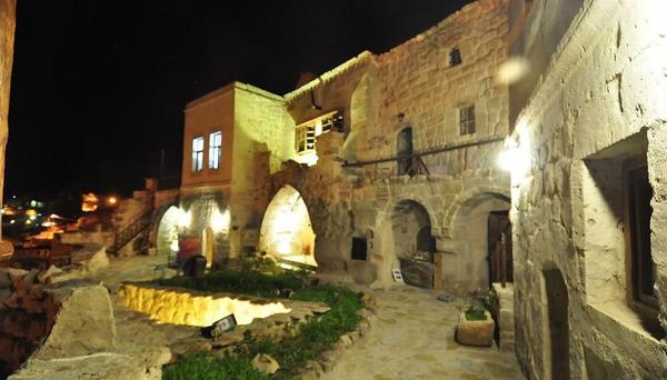 Akcave Suites & Resort
