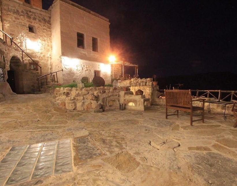 Akcave Suites & Resort