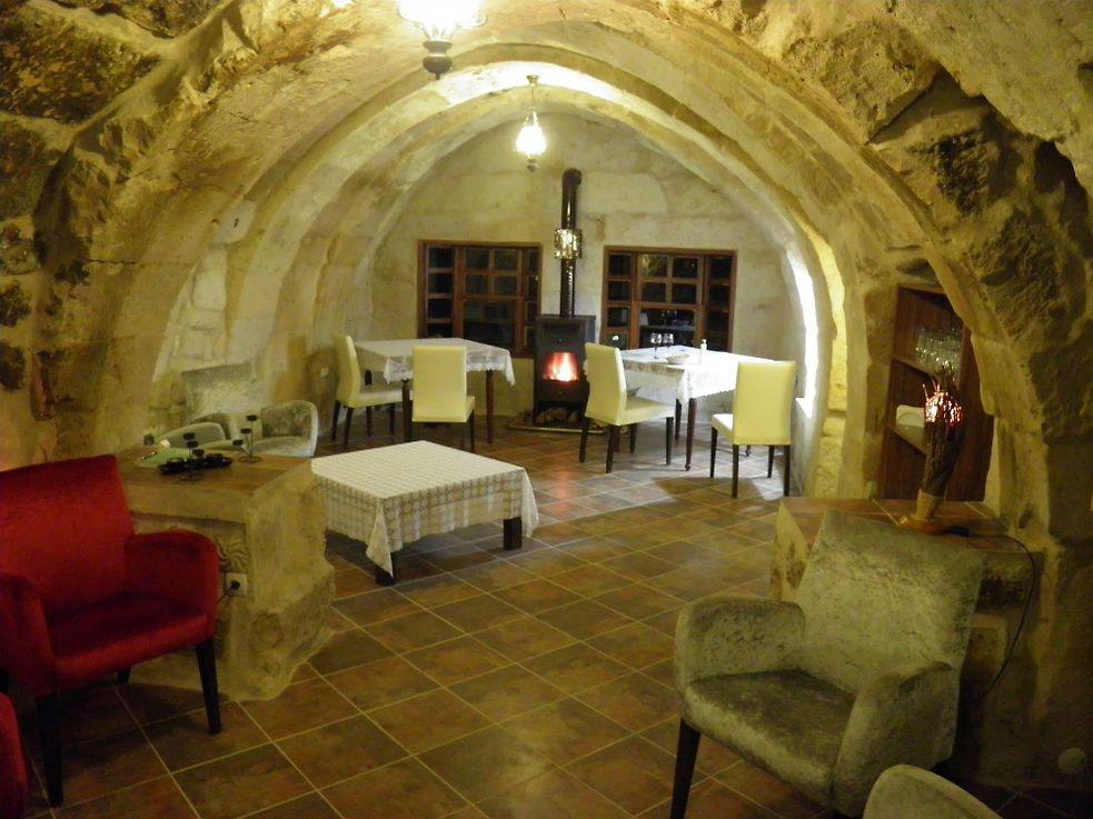 Akcave Suites & Resort