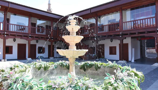 Tarihi Taşhan Otel