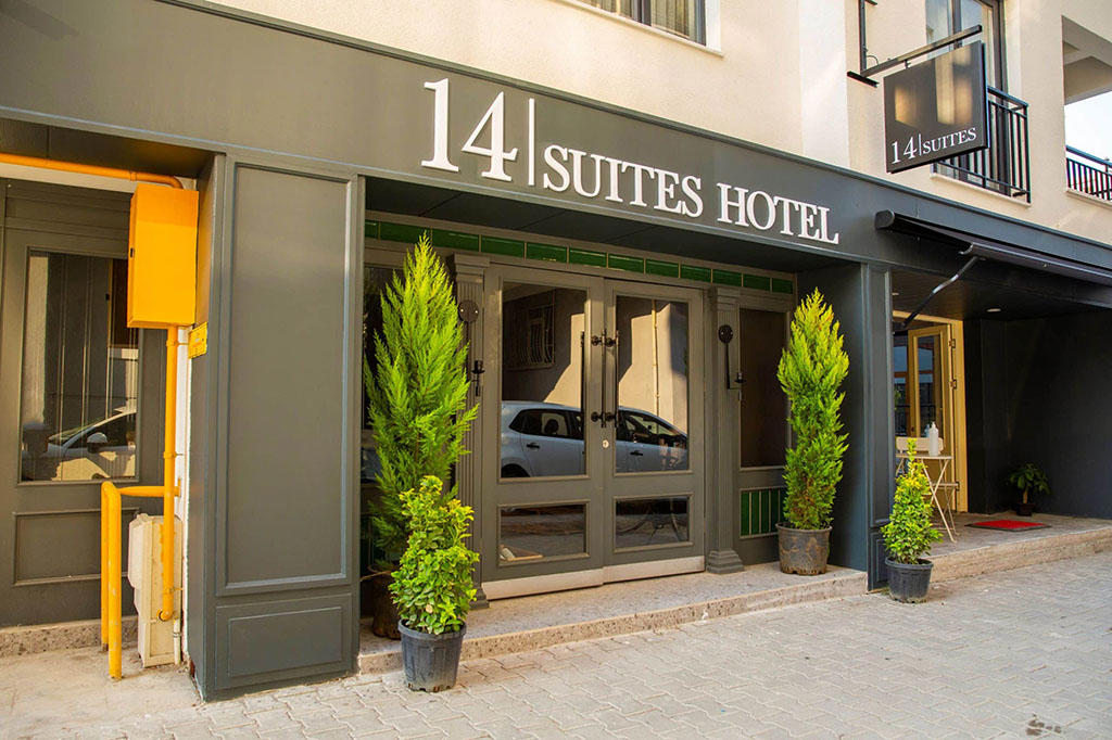14 Suites Hotel