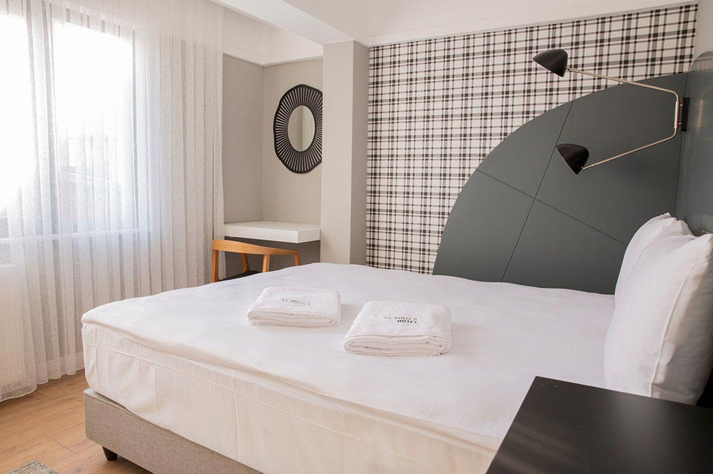 14 Suites Hotel