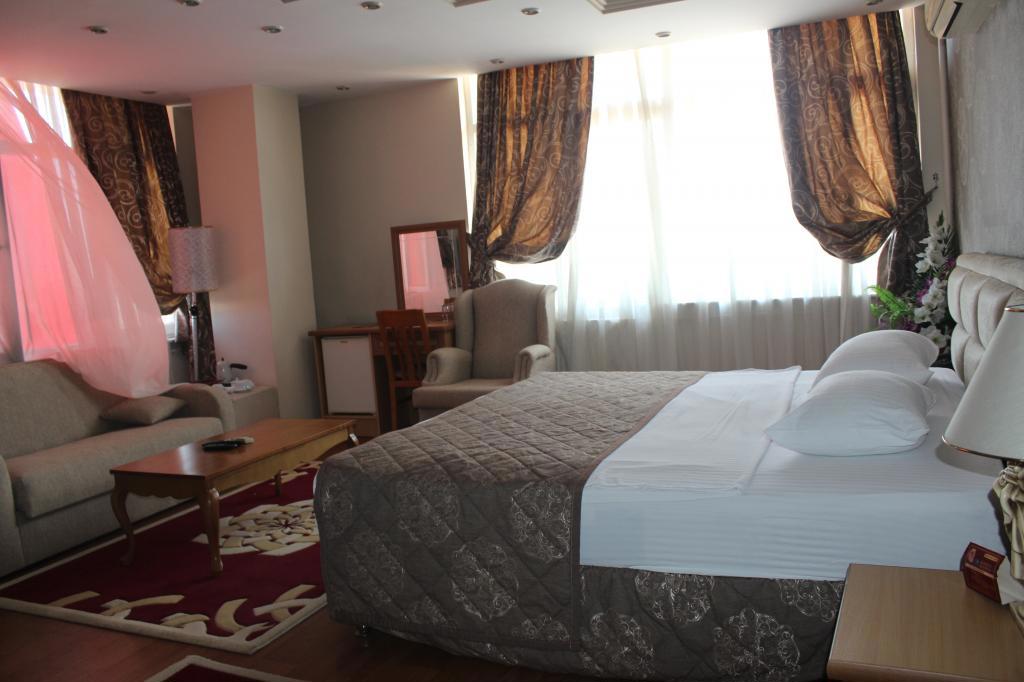 Grand Tesk Hotel
