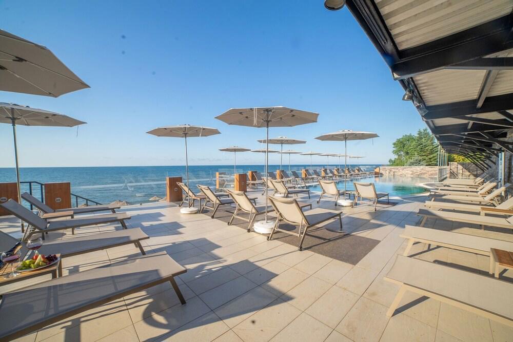 Atik Otel