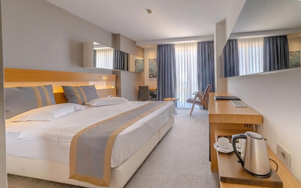 Atik Otel