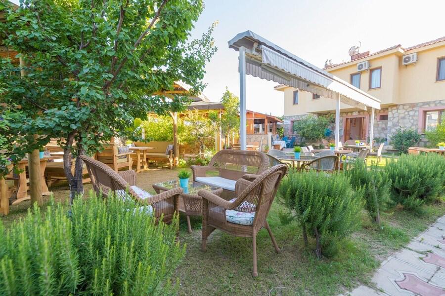 Deniz Apart Otel Palamutbükü