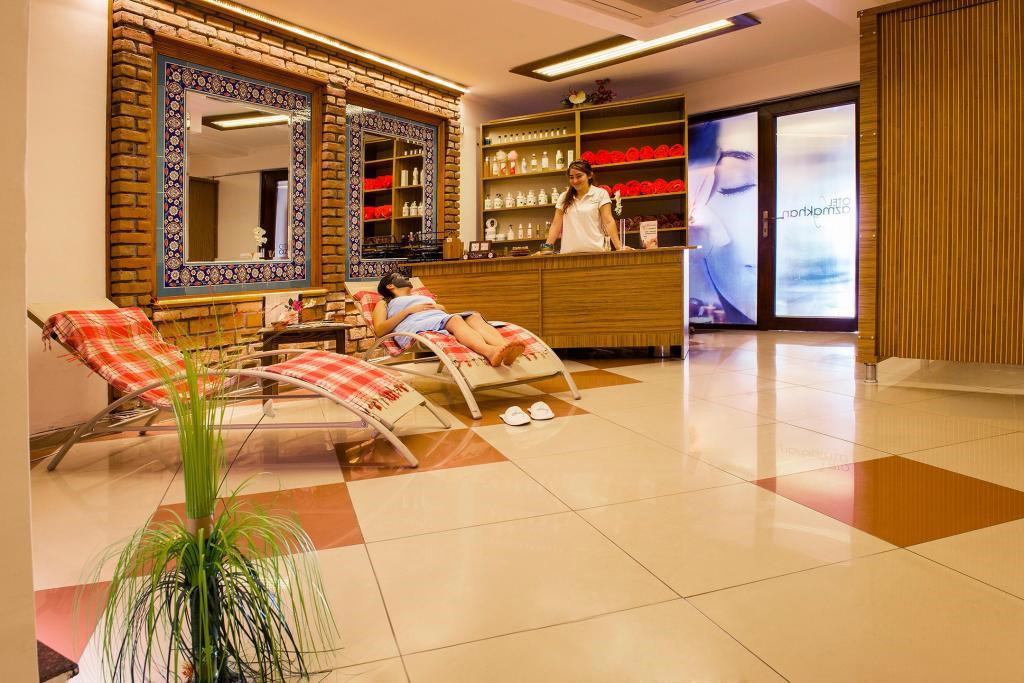 Otel Azmakhan