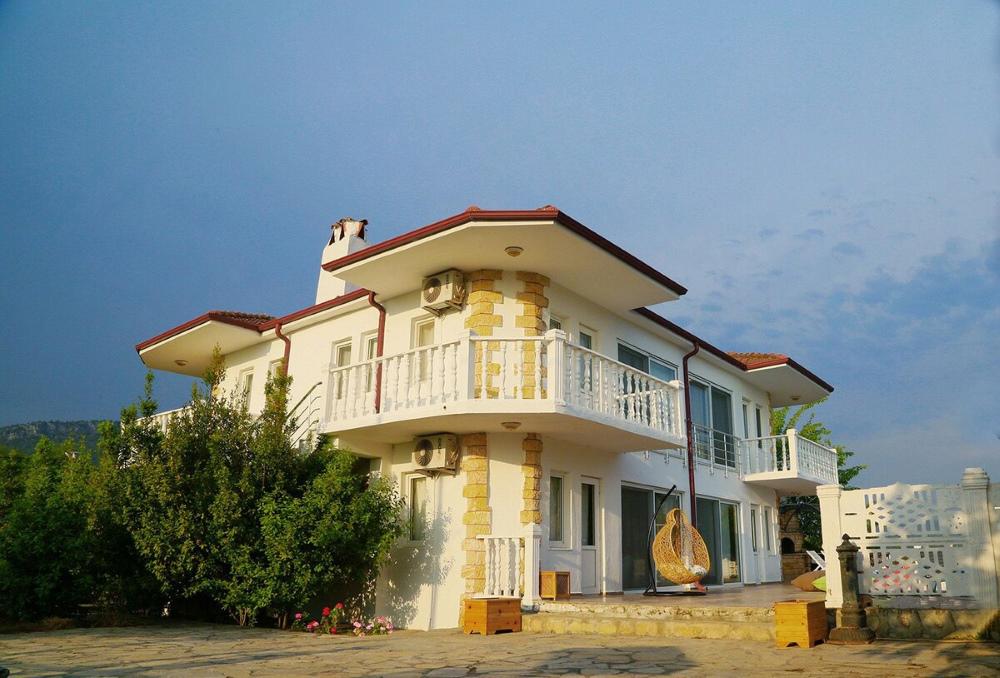 Ova Suites