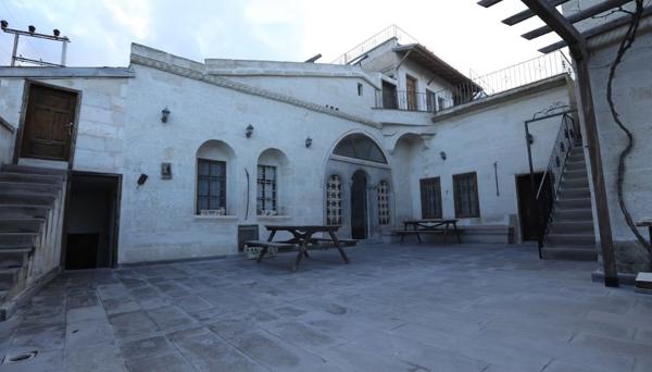 Upper Greek House