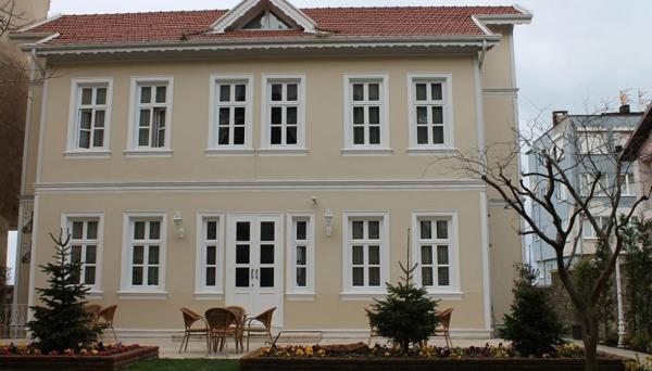 Green House Hotel