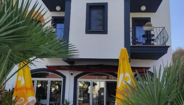 Marina Sahil Hotel