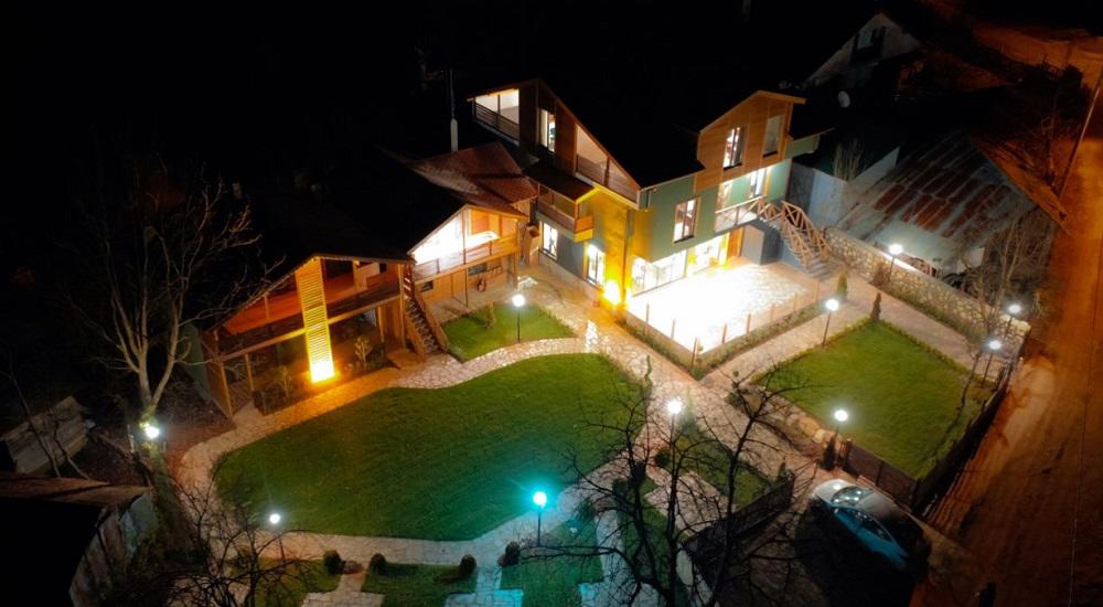 Abant Villa Otel - Alkolsüz (Aile Oteli)
