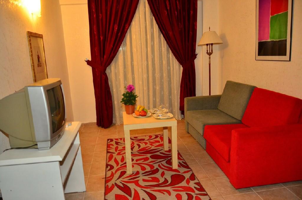 Almila Side Suite