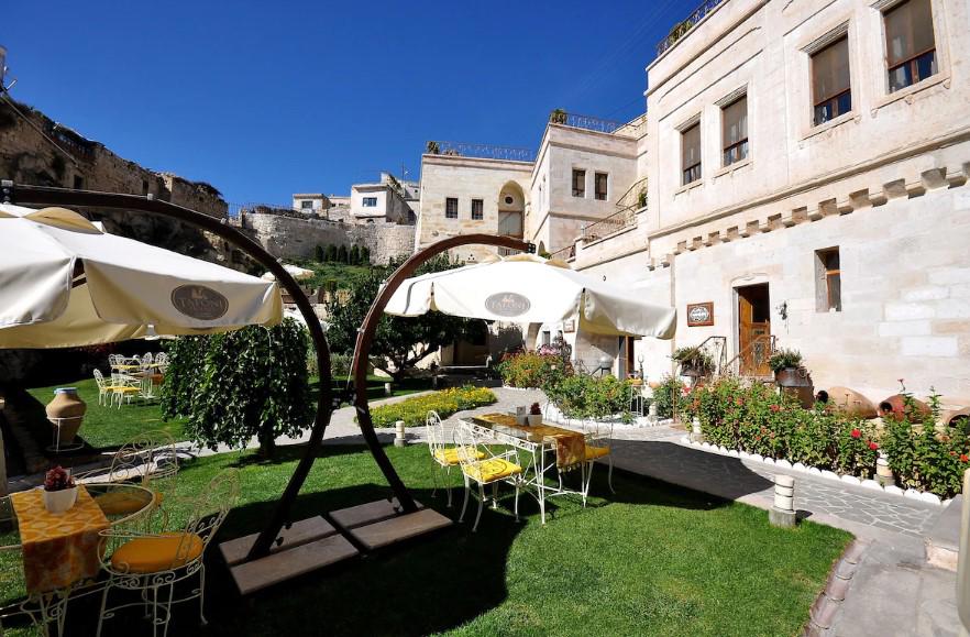 Tafoni Houses Cave Hotel