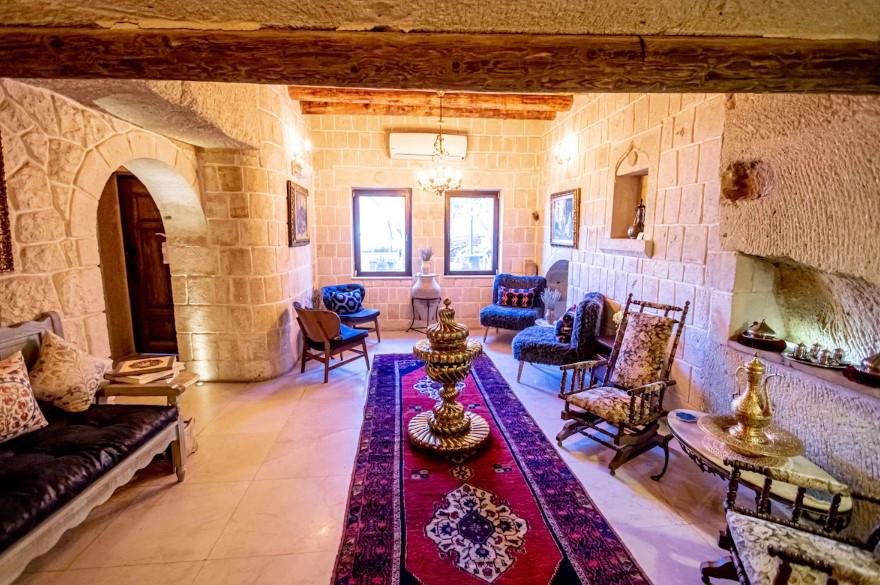 Tafoni Houses Cave Hotel