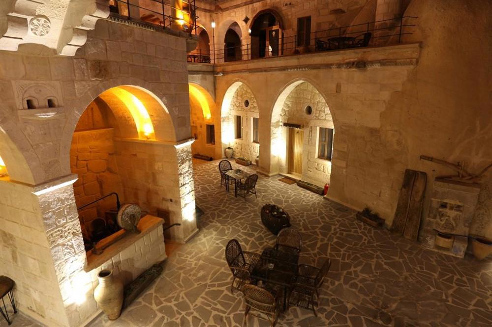Nox Cave Hotel