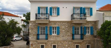 Çeşme Kale Taş Apart
