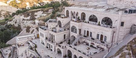 Nino Cave Suites