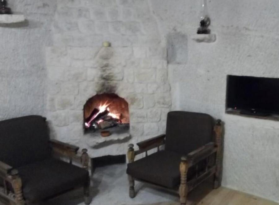 Mountain Cave Hotel