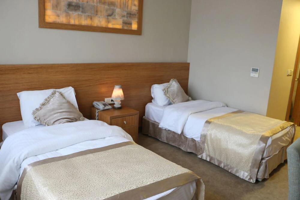 Akbak Otel
