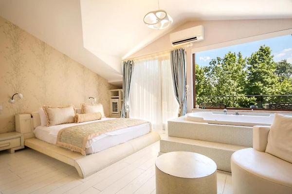 Lale Boutique Hotel
