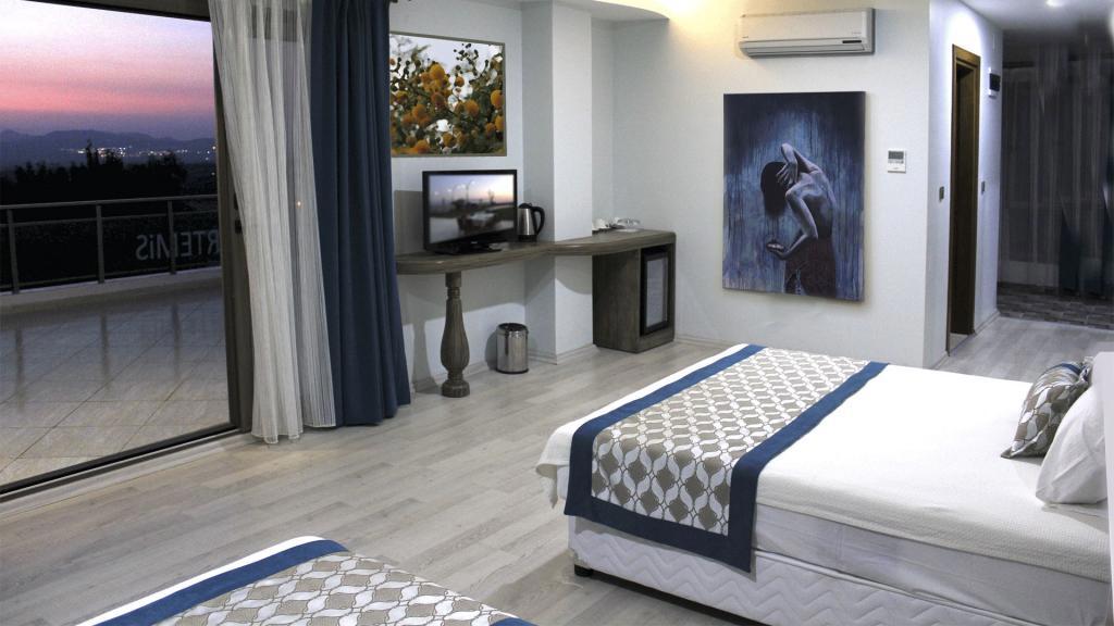 Erzin Artemis Otel