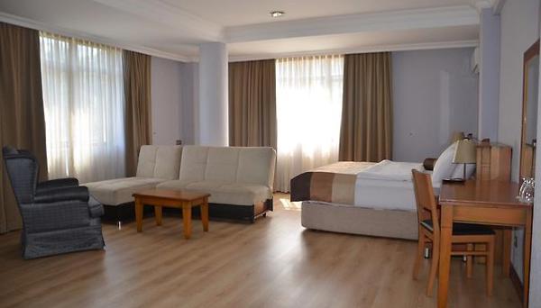 Talia Hotel