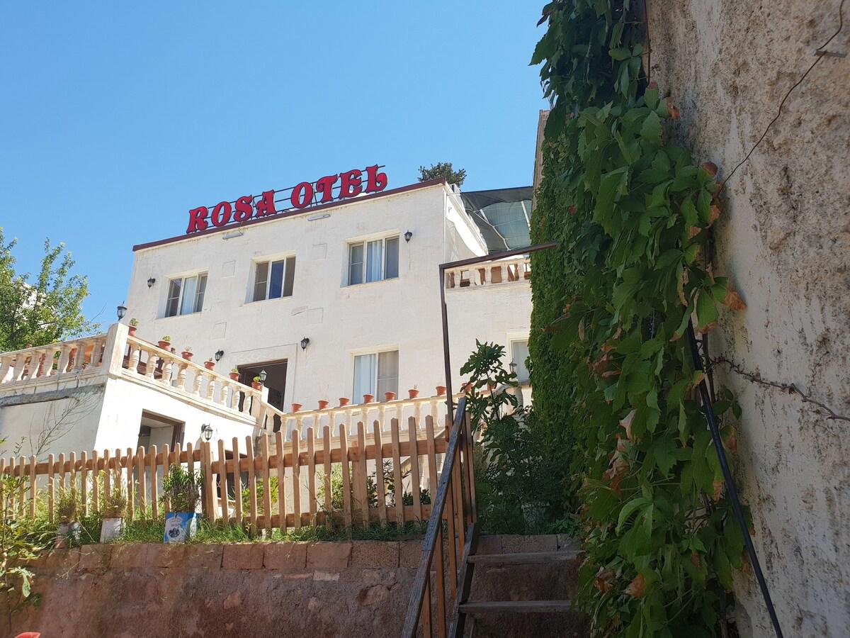 Rosa Hotel