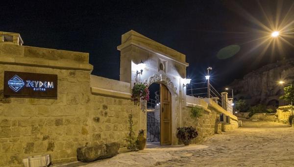 Zeydem Suites
