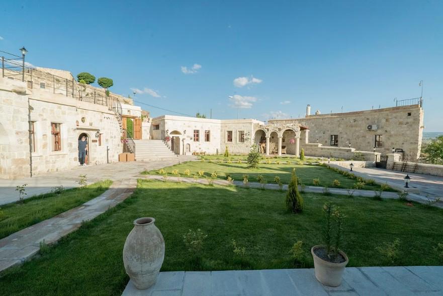 Zeydem Suites