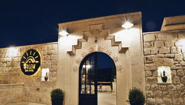 Solem Cave Suites
