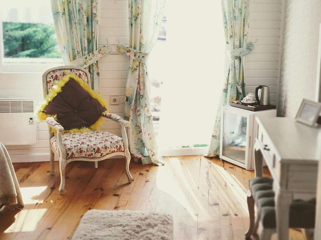 Lotus Restaurant & Home